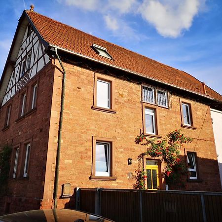 Gemuetliches Sandsteinhaus Buergstadt الغرفة الصورة